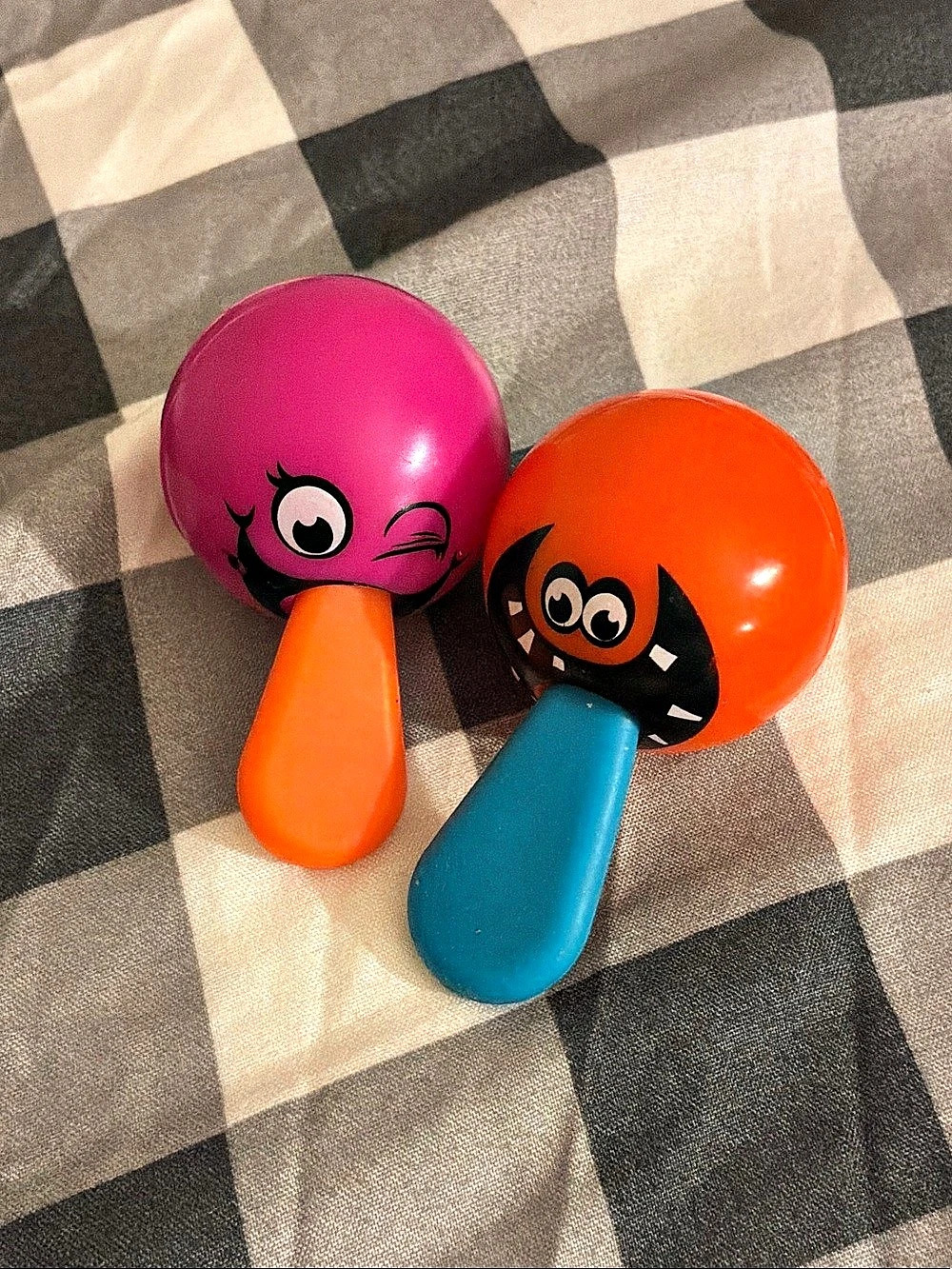 stretchy fidget toy in Pink & Orange